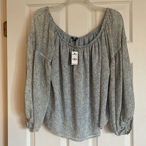 Off the shoulder peasant top. NWT.